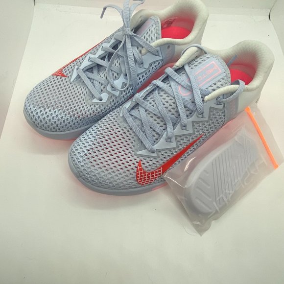 Nike Shoes - Nike womens Metcon 6 tennis shoes-gray/pink-sz 8